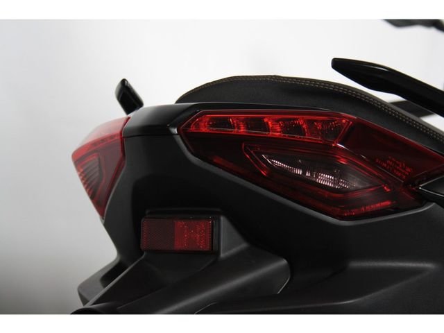 yamaha - x-max-300-tech-max