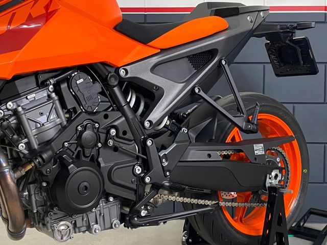 ktm - 990-duke