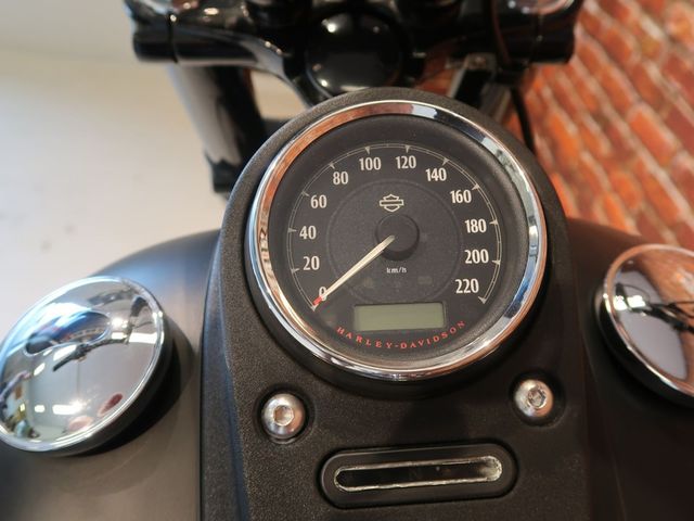 harley-davidson - street-bob-fxdbi-dyna