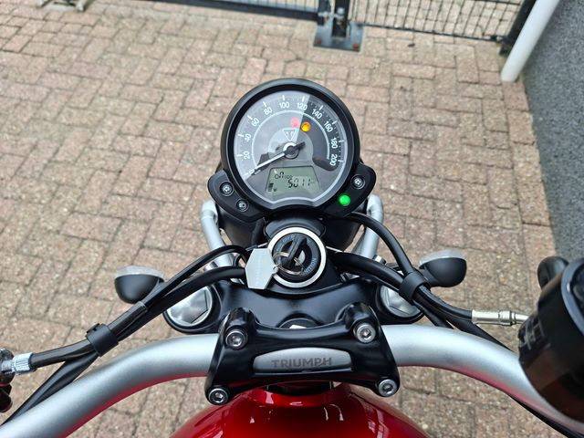 triumph - street-scrambler