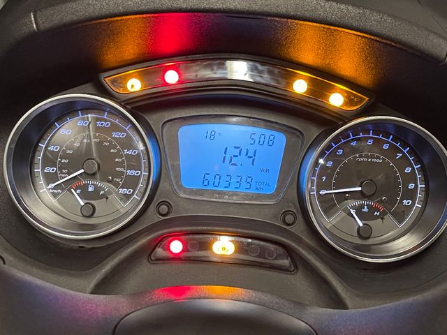 piaggio - mp3-500-sport-hpe-abs-asr