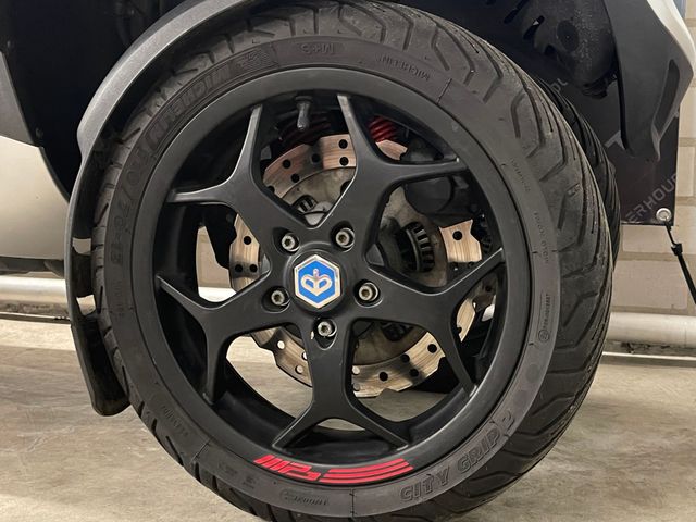 piaggio - mp3-500-sport-hpe-abs-asr