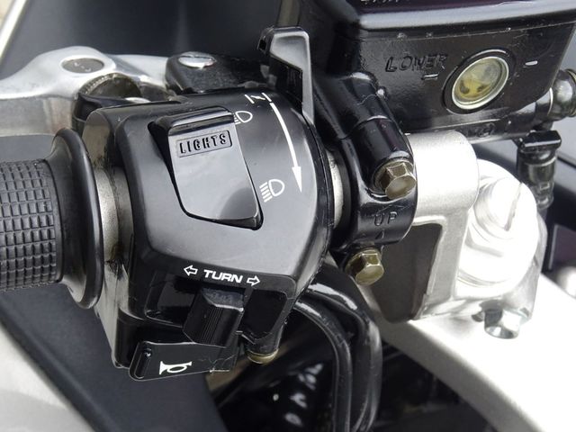 honda - vfr-800