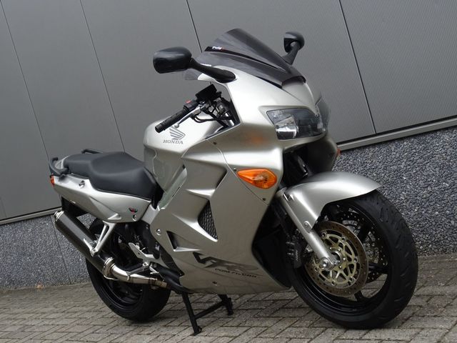 honda - vfr-800