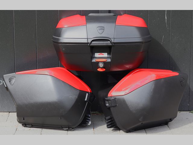 ducati - multistrada-1200-s-touring