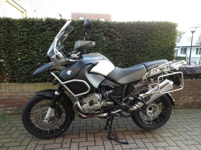 bmw - r-1200-gs-adventure