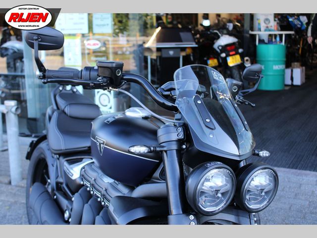 triumph - rocket-3-storm-gt
