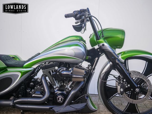 harley-davidson - road-king-classic-flhrc