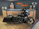 HARLEY-DAVIDSON STREET GLIDE SPECIAL FLHXS