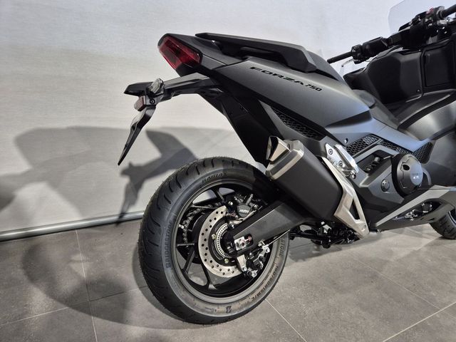 honda - forza-750