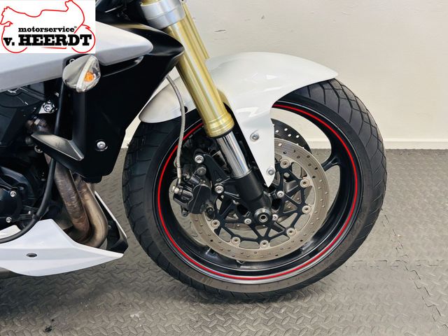 triumph - street-triple