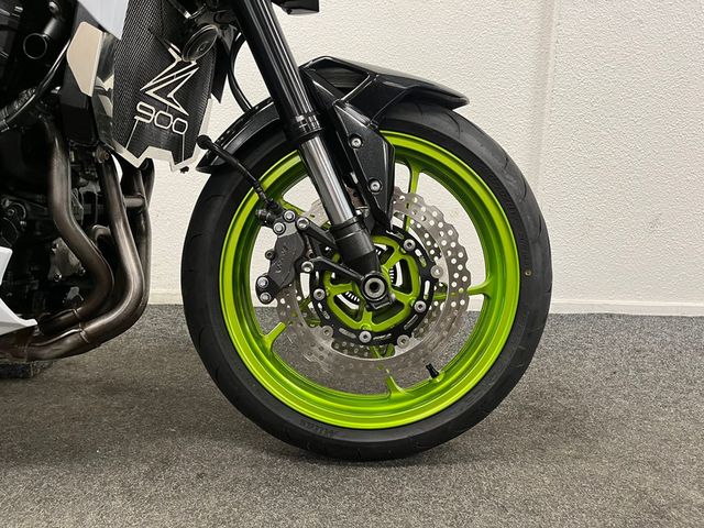 kawasaki - z900