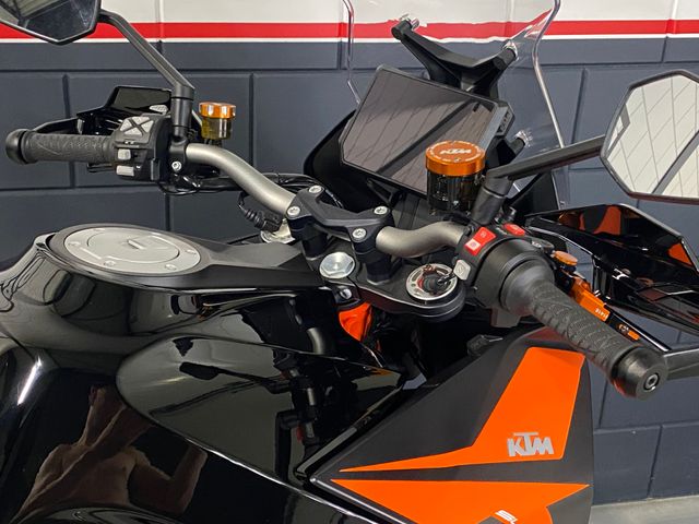 ktm - 1290-super-duke-gt