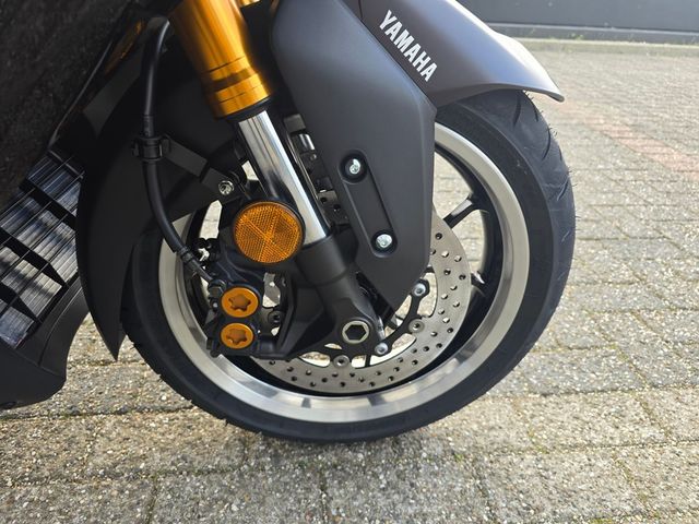 yamaha - tmax-tech-max-560