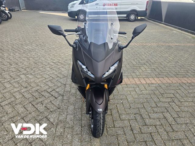 yamaha - tmax-tech-max-560