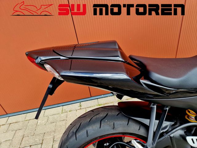 suzuki - gsx-r-600