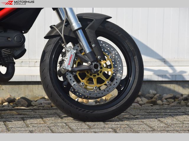 ducati - monster-696