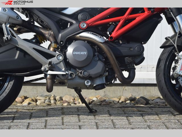 ducati - monster-696