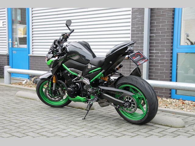 kawasaki - z900-se