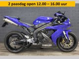 YAMAHA YZF R1