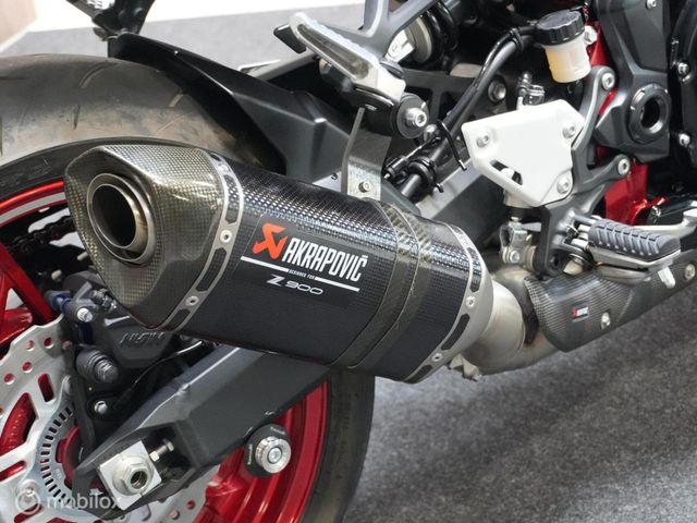 kawasaki - z900