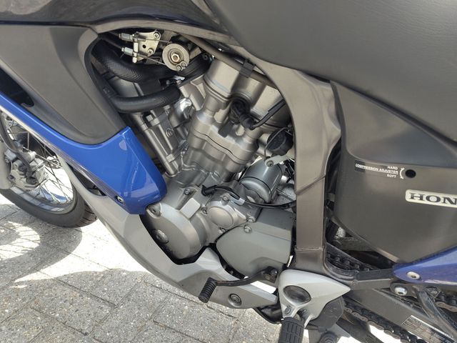 honda - xl-700-va-transalp