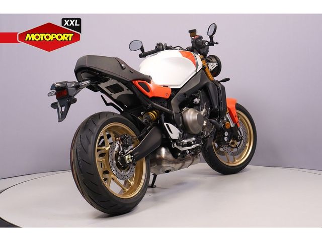 yamaha - xsr-900