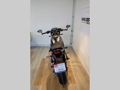 KAWASAKI Z650RS – foto 4