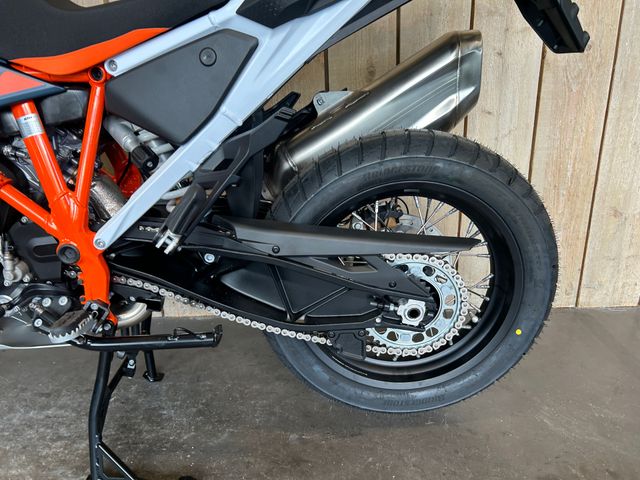ktm - 1390-superadventure-r