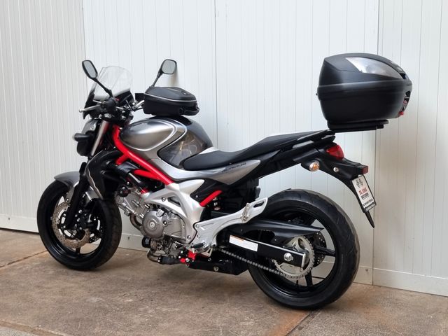 suzuki - gladius-abs