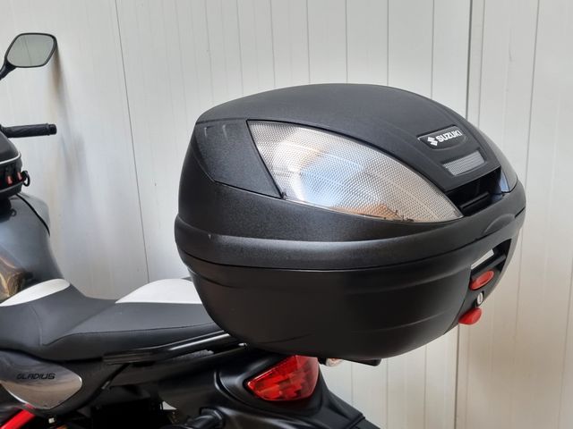 suzuki - gladius-abs