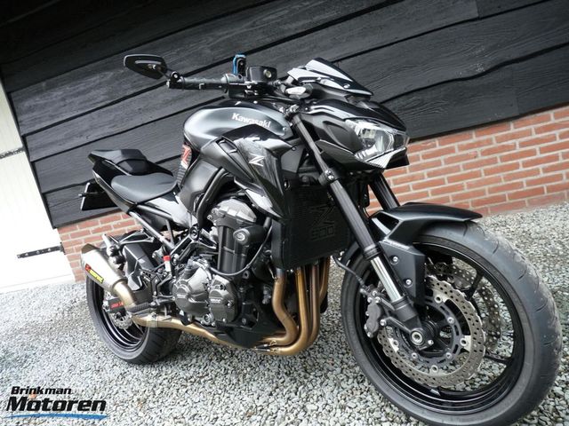 kawasaki - z900