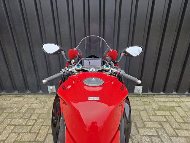 ducati - panigale-v4-s-corse