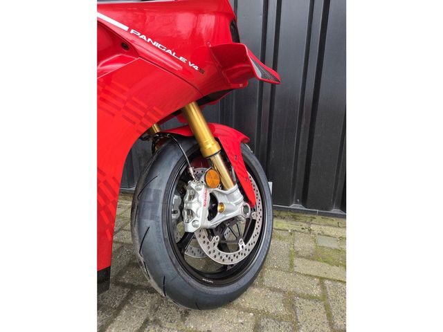 ducati - panigale-v4-s-corse