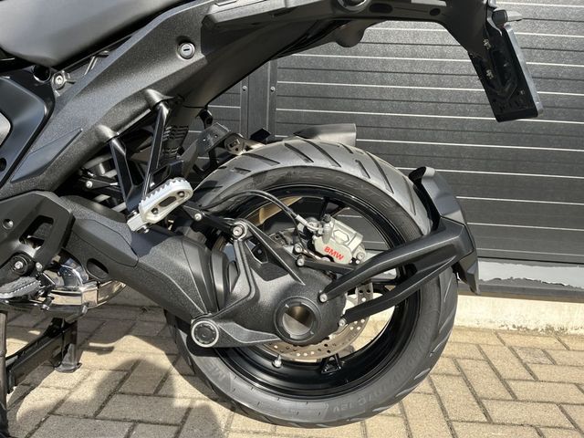 bmw - r-1300-gs