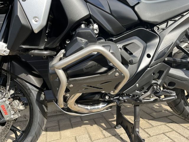 bmw - r-1300-gs