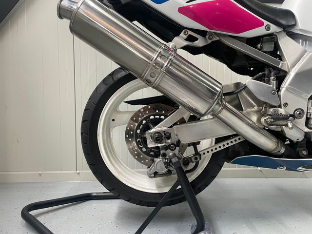 yamaha - yzf-750-sp
