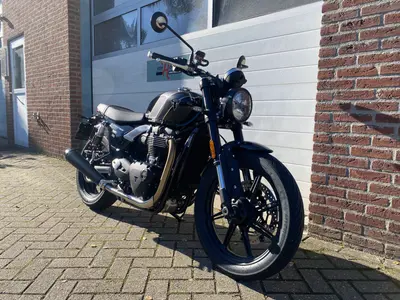 TRIUMPH SPEED TWIN 900 – foto 2