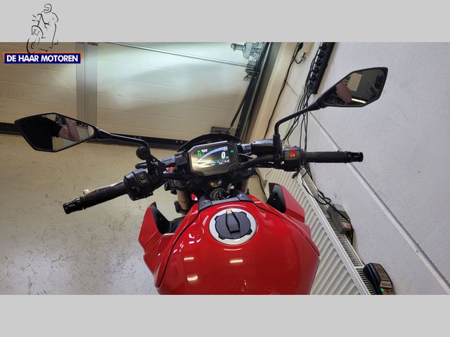 kawasaki - z900