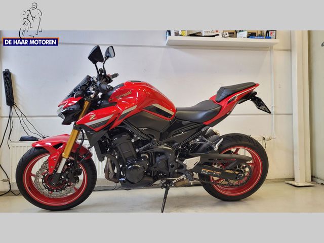 kawasaki - z900