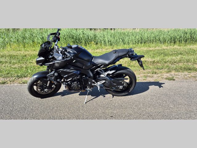 yamaha - mt-10