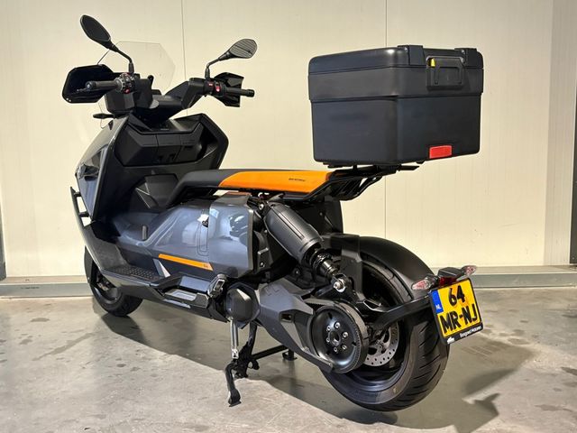 bmw - ce-04