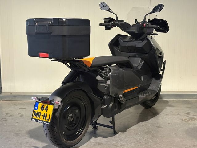 bmw - ce-04