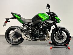 KAWASAKI Z900