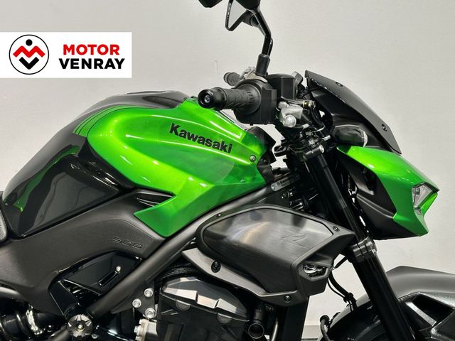 kawasaki - z900