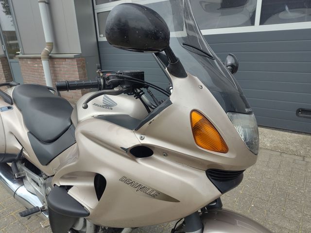 honda - nt-650-v-deauville