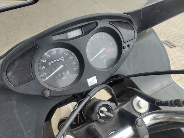 honda - nt-650-v-deauville