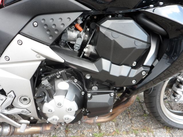 kawasaki - z1000-abs