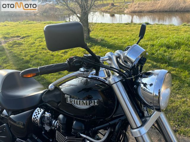 triumph - speedmaster