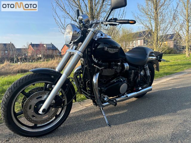 triumph - speedmaster